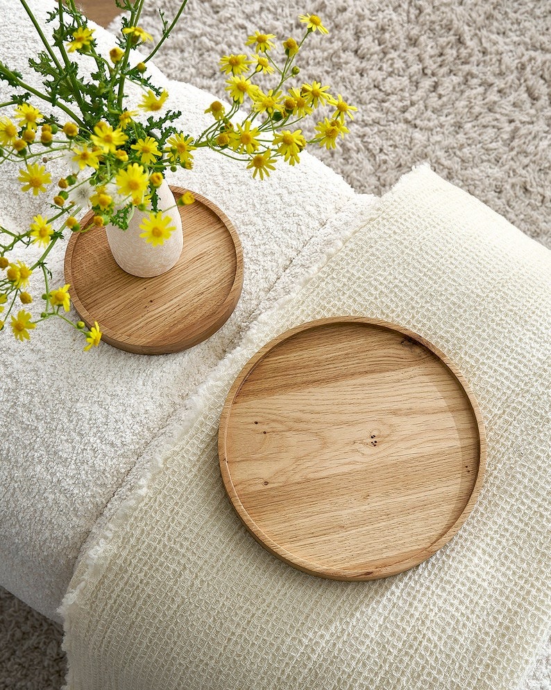 オーク材のモーニングトレイ｜トレイ 丸  朝食 木製 皿 日本製 トースト デザートトレイ22cm 洋食器 木の皿 母の日 誕生日 ギフト プレゼントの画像