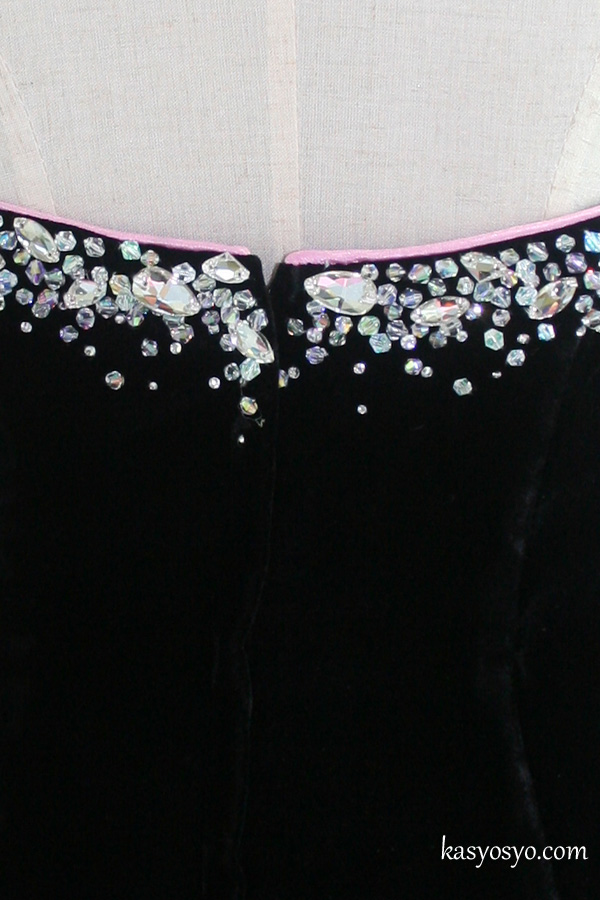 パーティードレス ベルベット　マーメイドライン　グローブ別売り　クリスタルビーズの画像