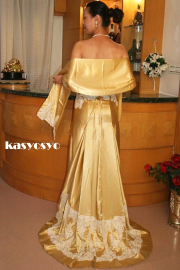 パーティードレス シックなレースコーデのシャンパンゴールドカラードレス　スレンダーAライン画像