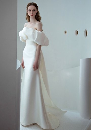ウェディングドレス フェミニン　マーメイドライン画像