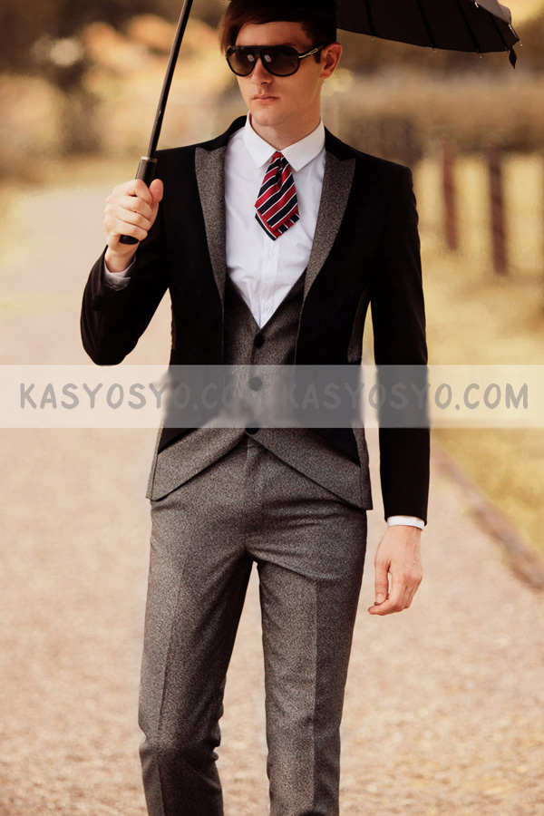 ジャケットインナーベスト一体型＆グレーパンツ＆タイ＆チーフ ４点セット タキシードの画像