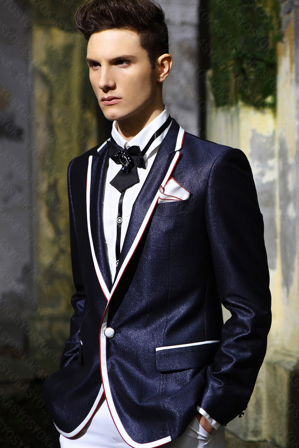 タキシード＆パンツ＆共布蝶ネクタイ＆ポケットチーフ　４点セットの画像