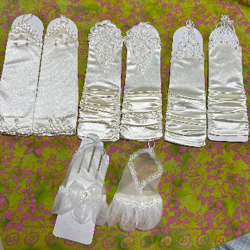 ブライダル ウエディンググローブ４点セット ショート　ロング丈　ネイルが見える　フィンガーレス　結婚式　式場　イベント　撮影　の画像