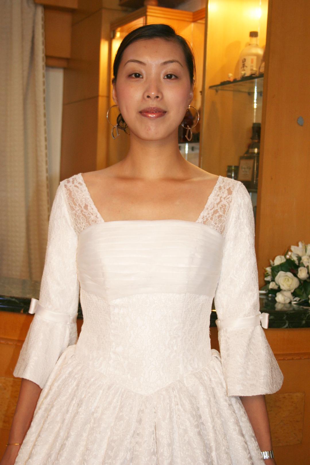 ウエディングドレス フレア袖 プリンセスライン画像
