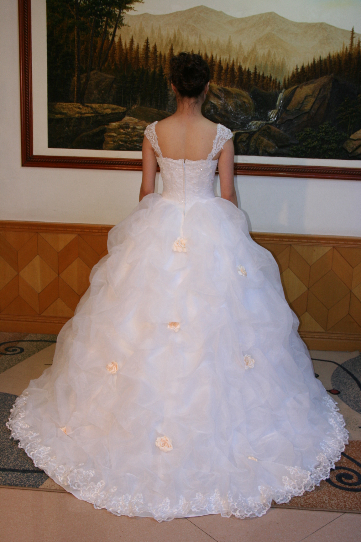 ウェディングドレス 披露宴　結婚式　画像