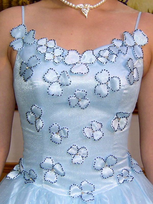 パーティードレス　ツーショルダー　プリンセスライン　ベール装飾共布で制作付属　水色の画像