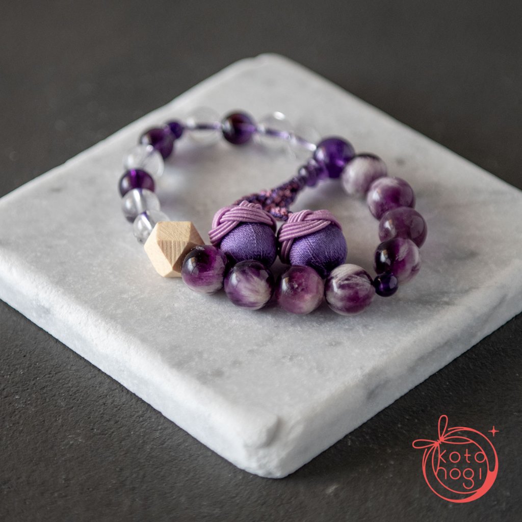 勉強運・合格祈願のお守りブレスレット「祝り」 エンジェルフェザーフローライト ルワンダアメジスト 引き寄せ 願望成就の画像