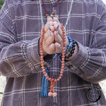 2wayお守り数珠「ふたえ」 天然石 サンストーン ガーネット 赤瑪瑙 略式数珠【ポジティブ・直観力・クリエイティブ】画像