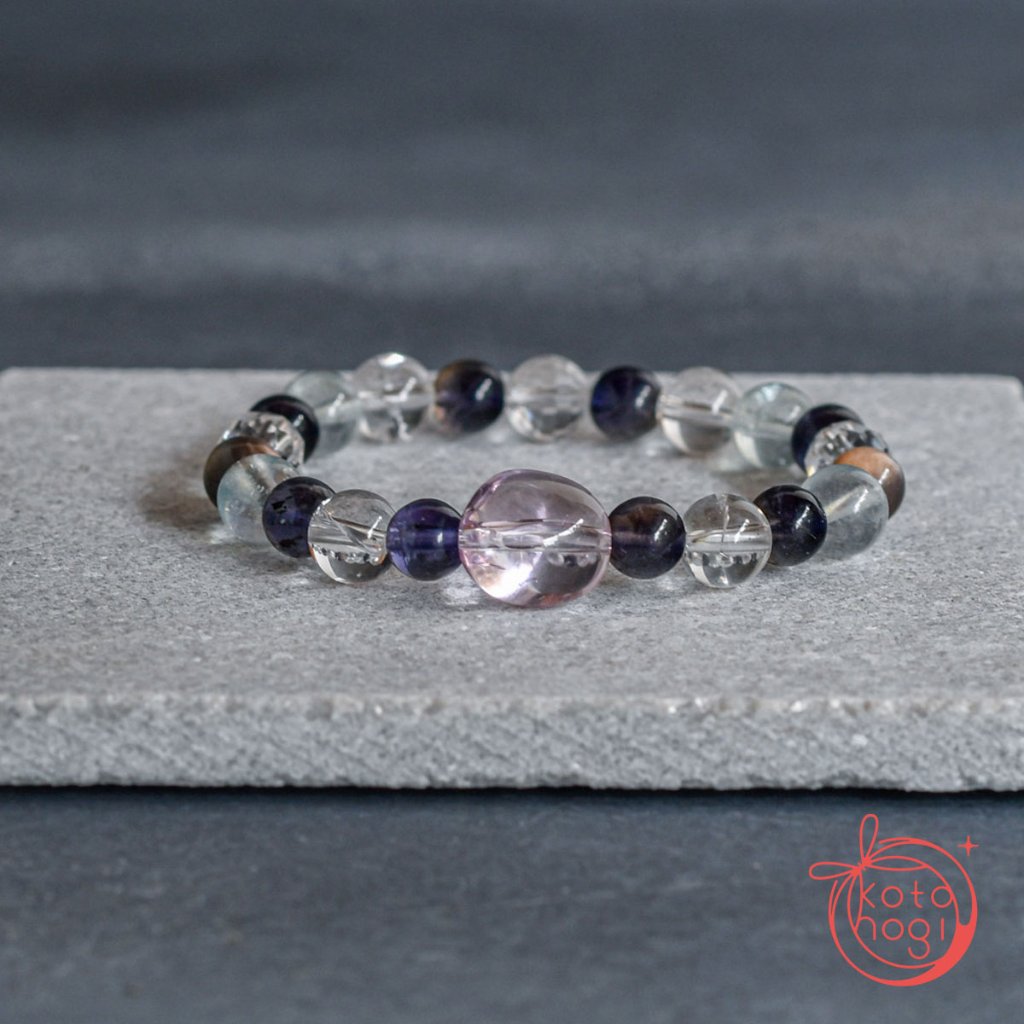 お守りブレスレット「祝り」 天然石 アイオライト ラベンダーアメジスト ブラックサンムーンストーン アクアマリン【ダイエット・健康】の画像