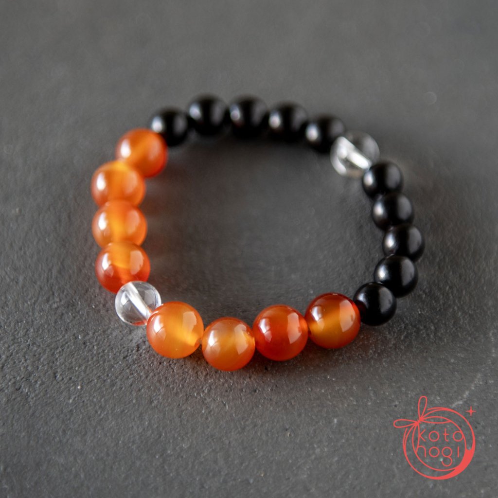 魔除けのお守りブレスレット「祝り」カーネリアン 黒檀 水晶の画像