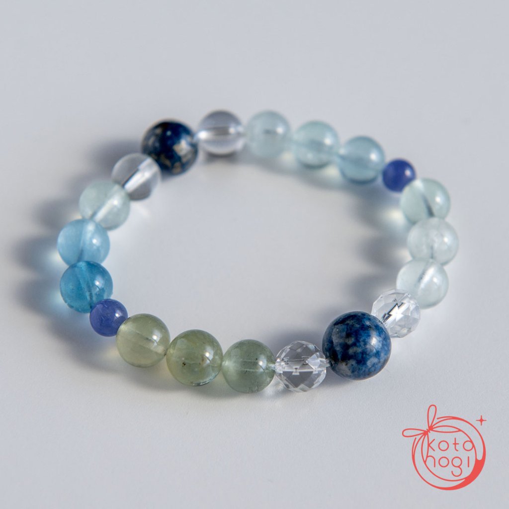 癒しとリラックスのお守りブレスレット「祝り」 アクアマリン ヘリオドール パイライトインラピスラズリ ヒマラヤ産ラピスラズリ タンザナイト 水晶の画像