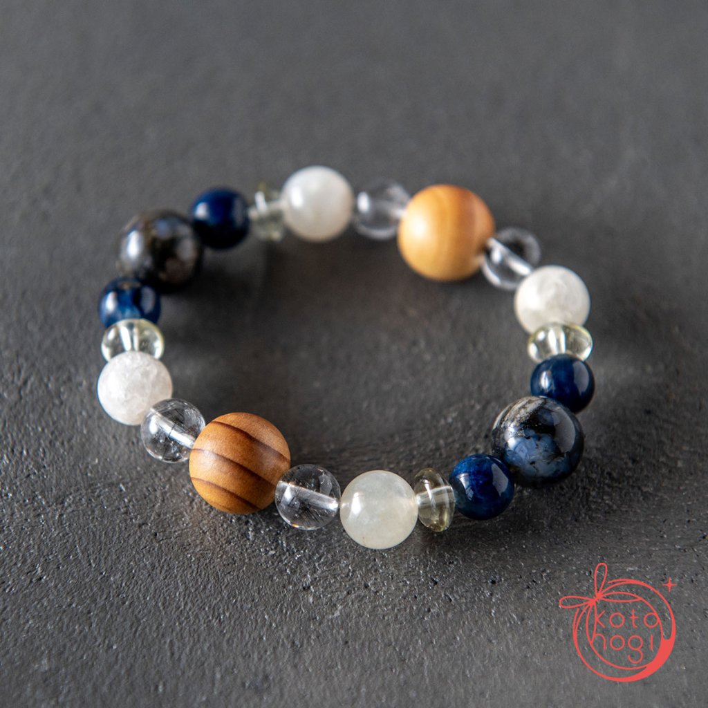 お守りブレスレット「祝り」高野六木 静岡水晶 ウルフヘアーインクォーツ ブルースギライト ヒマラヤ水晶 ケセラストーンの画像