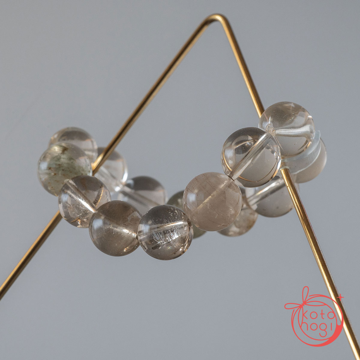 【前向き・直感力】お守りブレスレット「祝り」スモーキーガーデンクォーツ ラビットヘアクォーツの画像