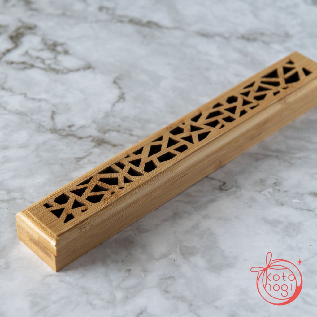 お香立て 竹製｜透かし彫りの木製お香ケースの画像