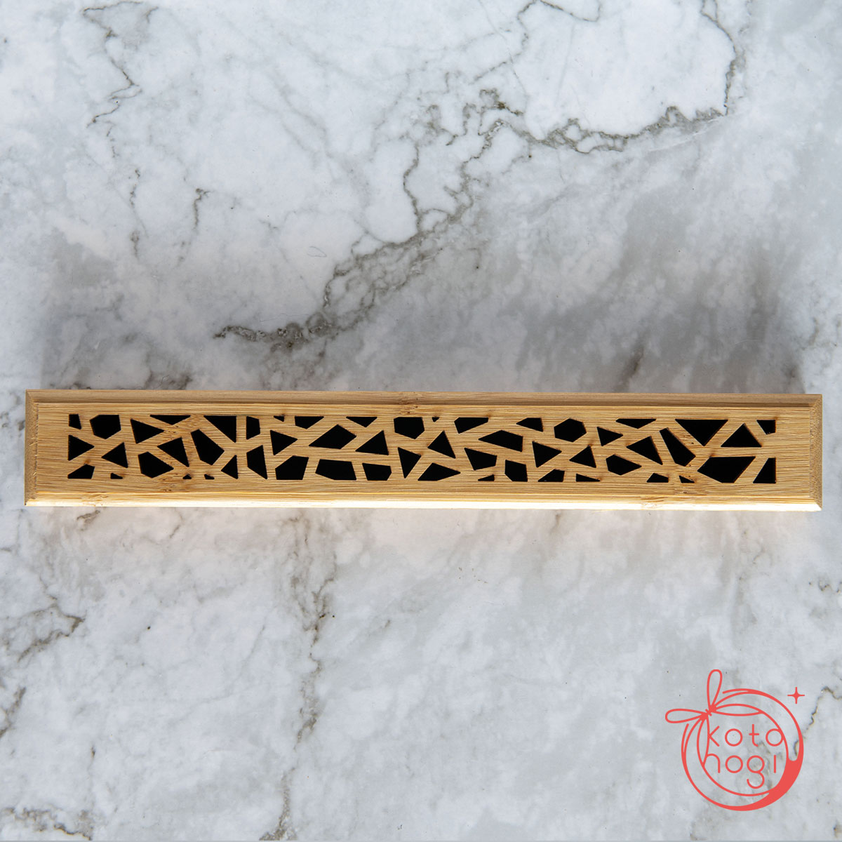 お香立て 竹製｜透かし彫りの木製お香ケースの画像