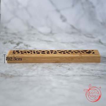 お香立て 竹製｜透かし彫りの木製お香ケースの画像