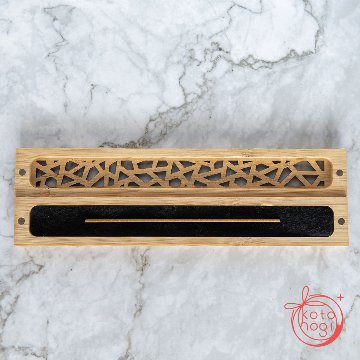 お香立て 竹製｜透かし彫りの木製お香ケースの画像