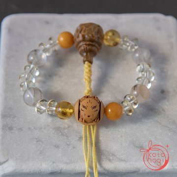 九尾の狐と稲荷面のお守りブレスレット「甘露」檀香樹 柘植 ハニーアンバー バルティックアンバー デンドリティッククォーツ レモンクォーツの画像