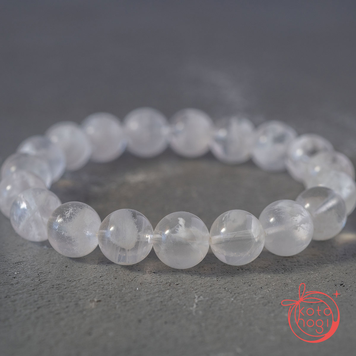 【宇津木選抜】癒しと浄化のお守りブレスレット「祝り」ホワイトスノーガーデンクォーツの画像