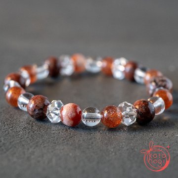 ダイエットのお守りブレスレット「祝り」ヒマラヤンビジョナイト サンストーン レッドガーデンクォーツ ヒマラヤアイスクォーツの画像