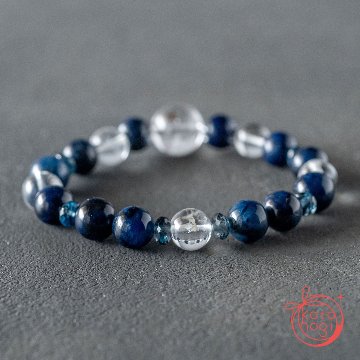 浄化・前向き・人間関係のお守りブレスレット「祝り」ブルースギライト ガネーシュヒマール ロンドンブルートパーズの画像