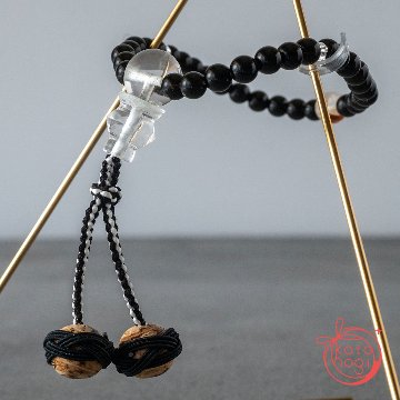 魔除けと浄化のお守り数珠・念珠「ひとえ」 チベット産モリオン ガネーシュヒマール ガーデンクォーツの画像