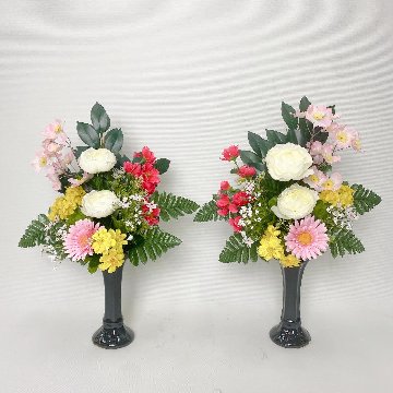 御供花「桜とラナンキュラス」光触媒コーテイングの画像