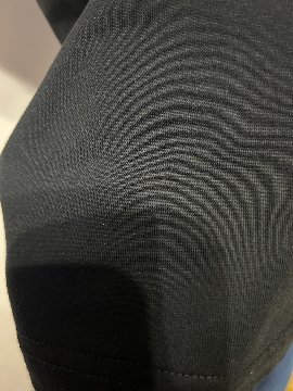 足跡ワンポイントTシャツの画像