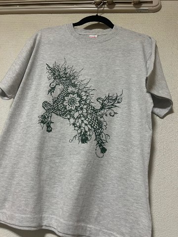 麒麟Tシャツの画像