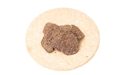 エゾ鹿肉にんじんチップス（グリーントライプ入）の画像