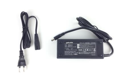 バッテリー充電器の画像