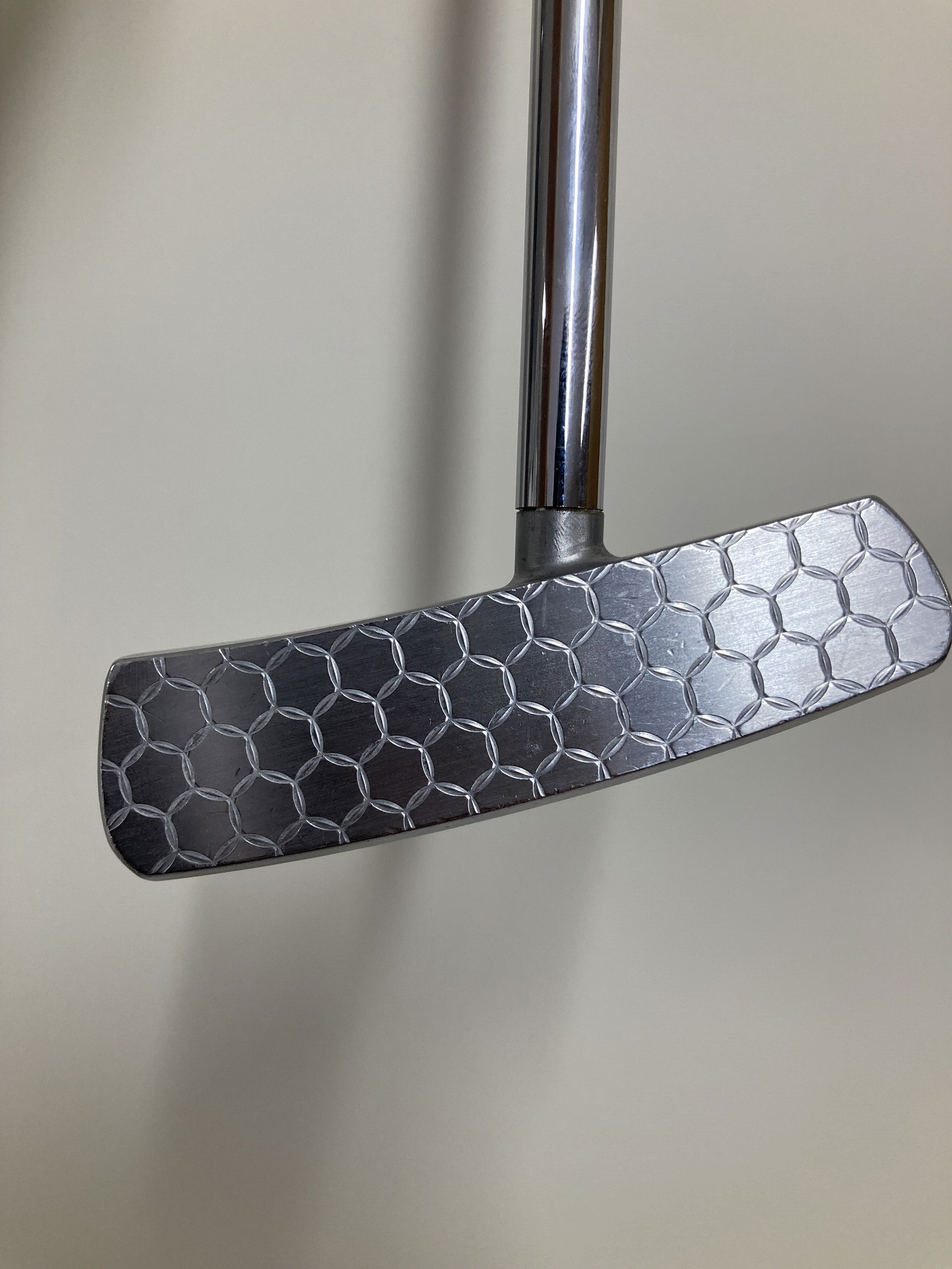 【OUTLET】On The Screw 7122Putter Center ランクC　PT-0003の画像