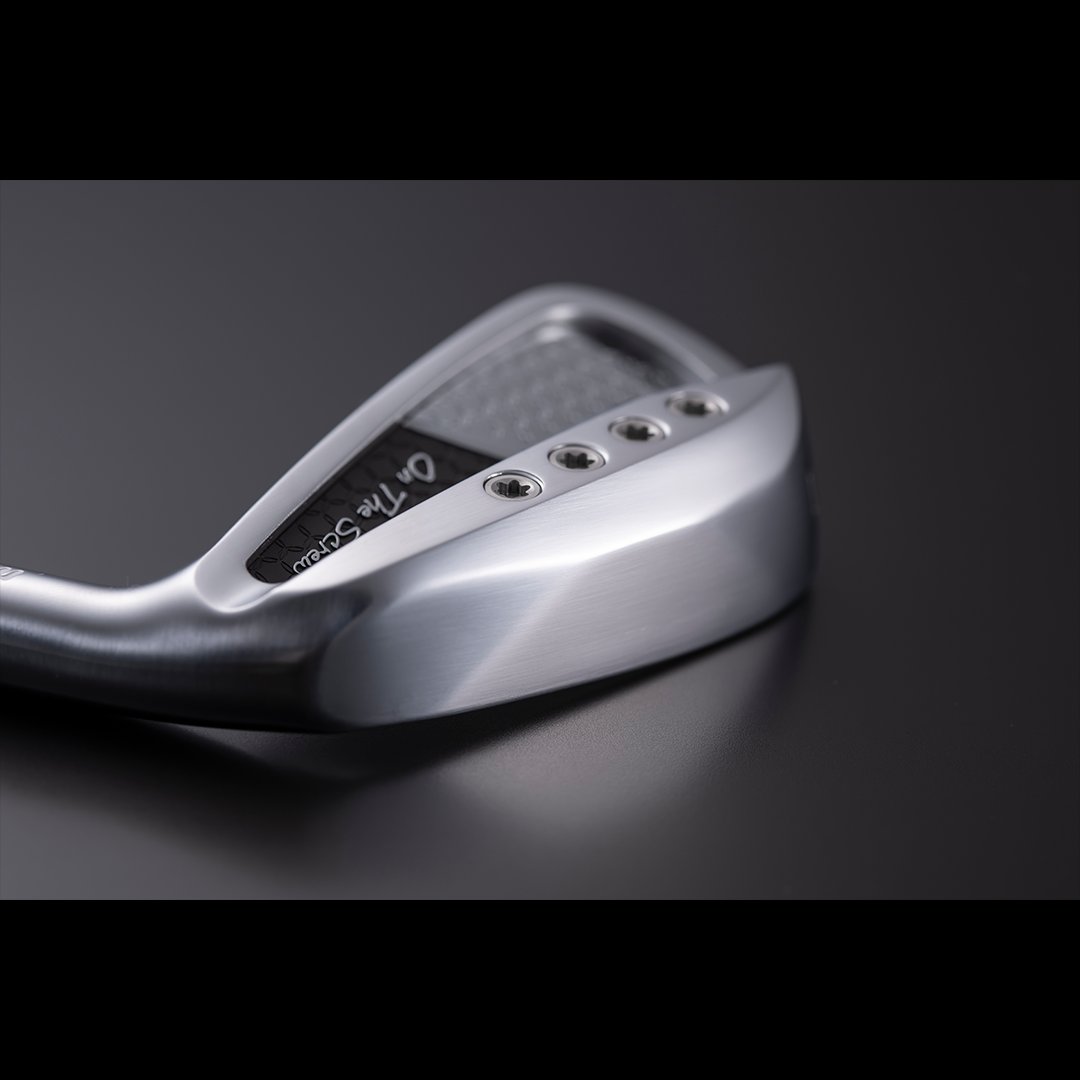 c*n様 ムジーク　 On The Screw DD 　アイアン5本　Travi c*n様 ムジーク On The Screw DD アイアン5本 Travi