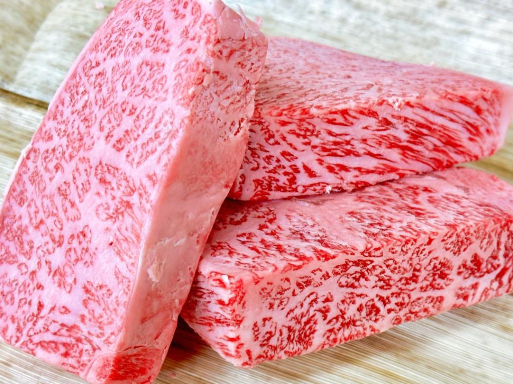 雪降り和牛　極上リブロースステーキ1個(約130g)の画像