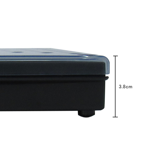 中皿　フタ付きの画像