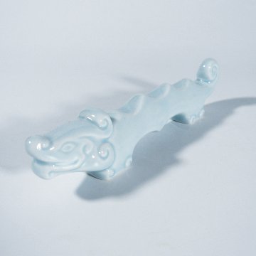 筆置き [アンギラス] 大 青磁 14.3×3.6cmの画像