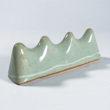 筆置き　緑磁　【現品限り】の画像