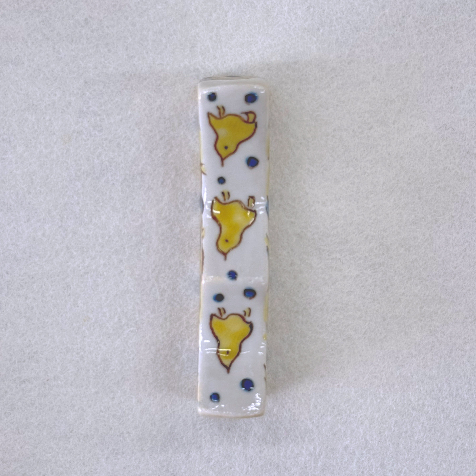筆置 筆架 箸置 千鳥文様(大)【瑛生】手造り 手作り 九谷焼【九谷美陶園】の画像