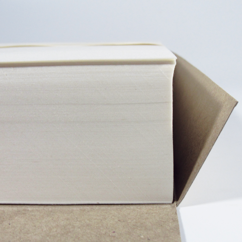 書道半紙 半紙 [白楽] 箱=1000枚の画像