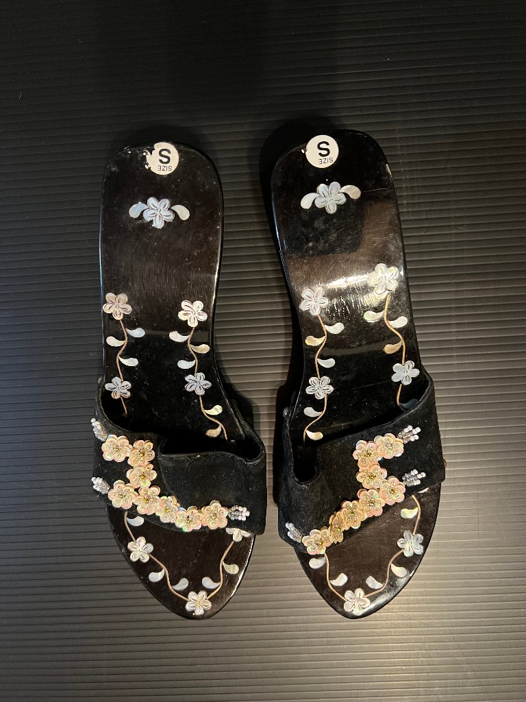 象嵌（ぞうがん）サンダルAの画像