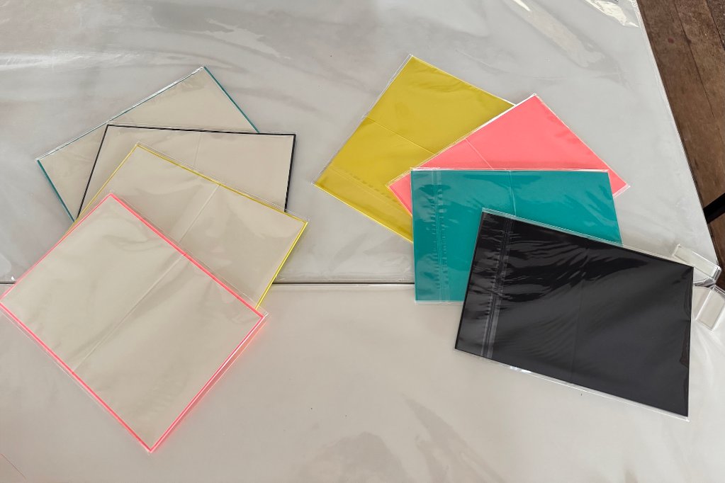 描くもの・飾るもの/描くもの｜パラダイス・ファクトリー