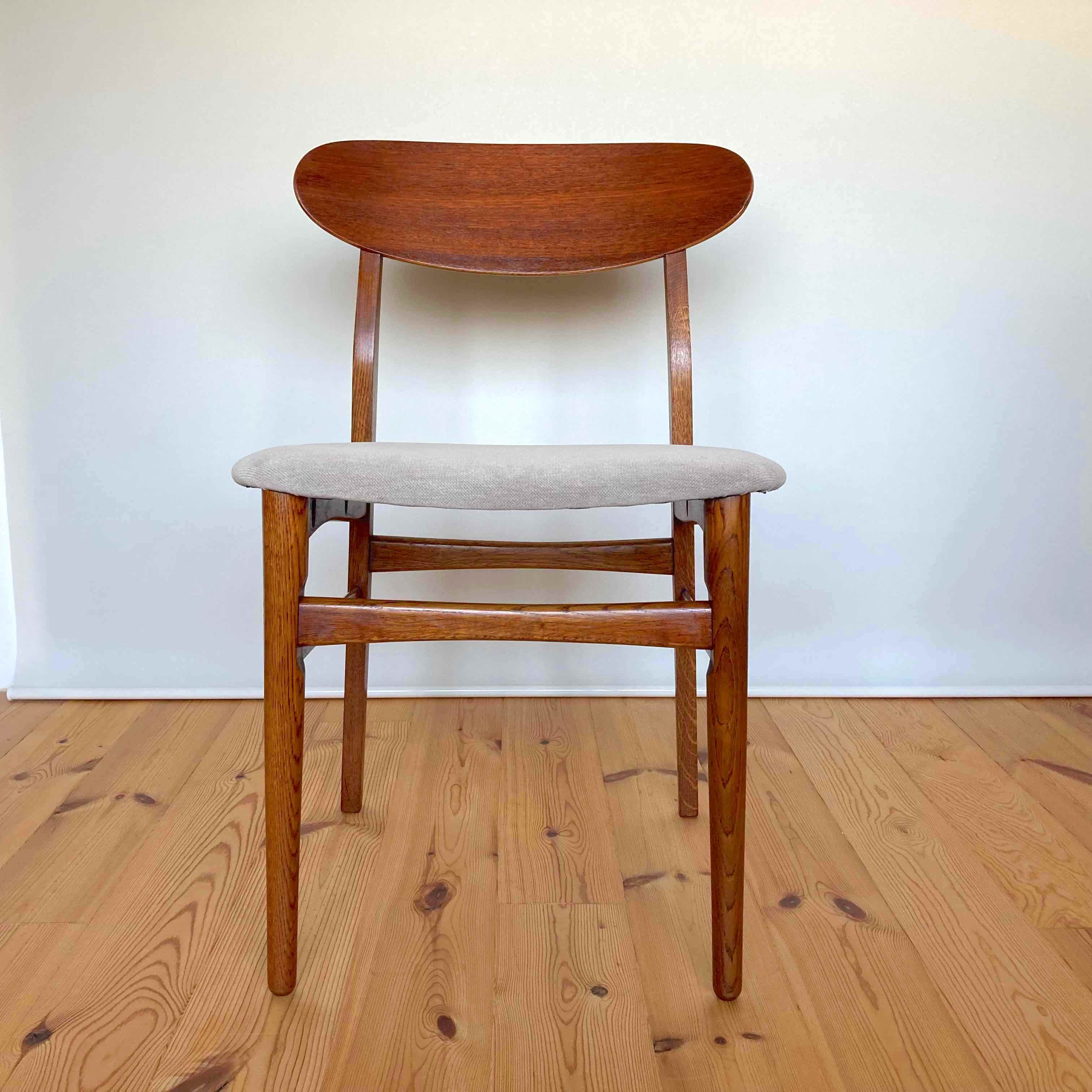 Denmark vintage dining chairの画像