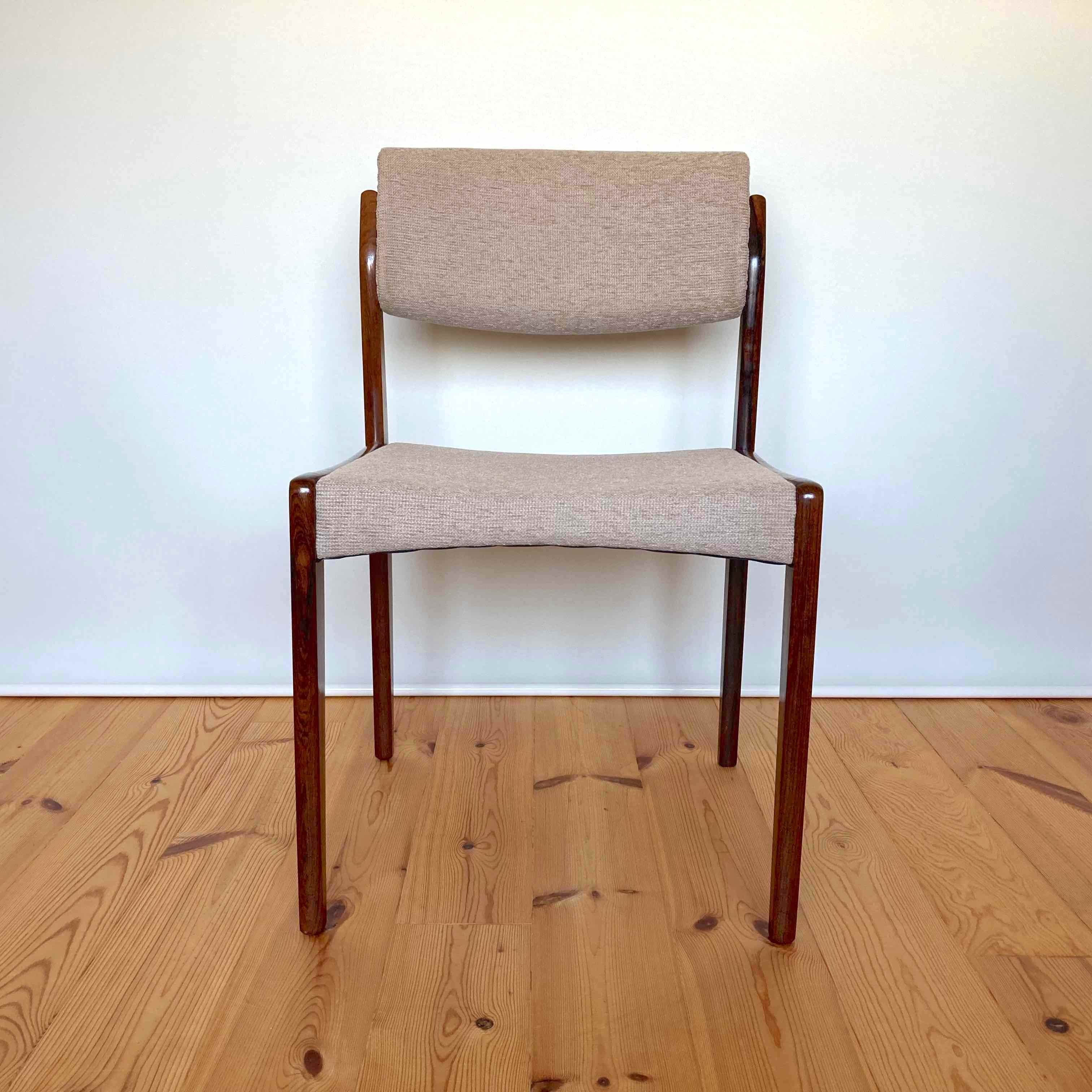 Denmark vintage rosewood chairの画像