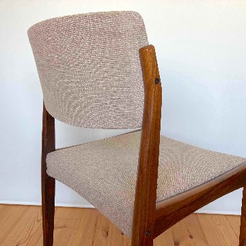 Denmark vintage rosewood chairの画像