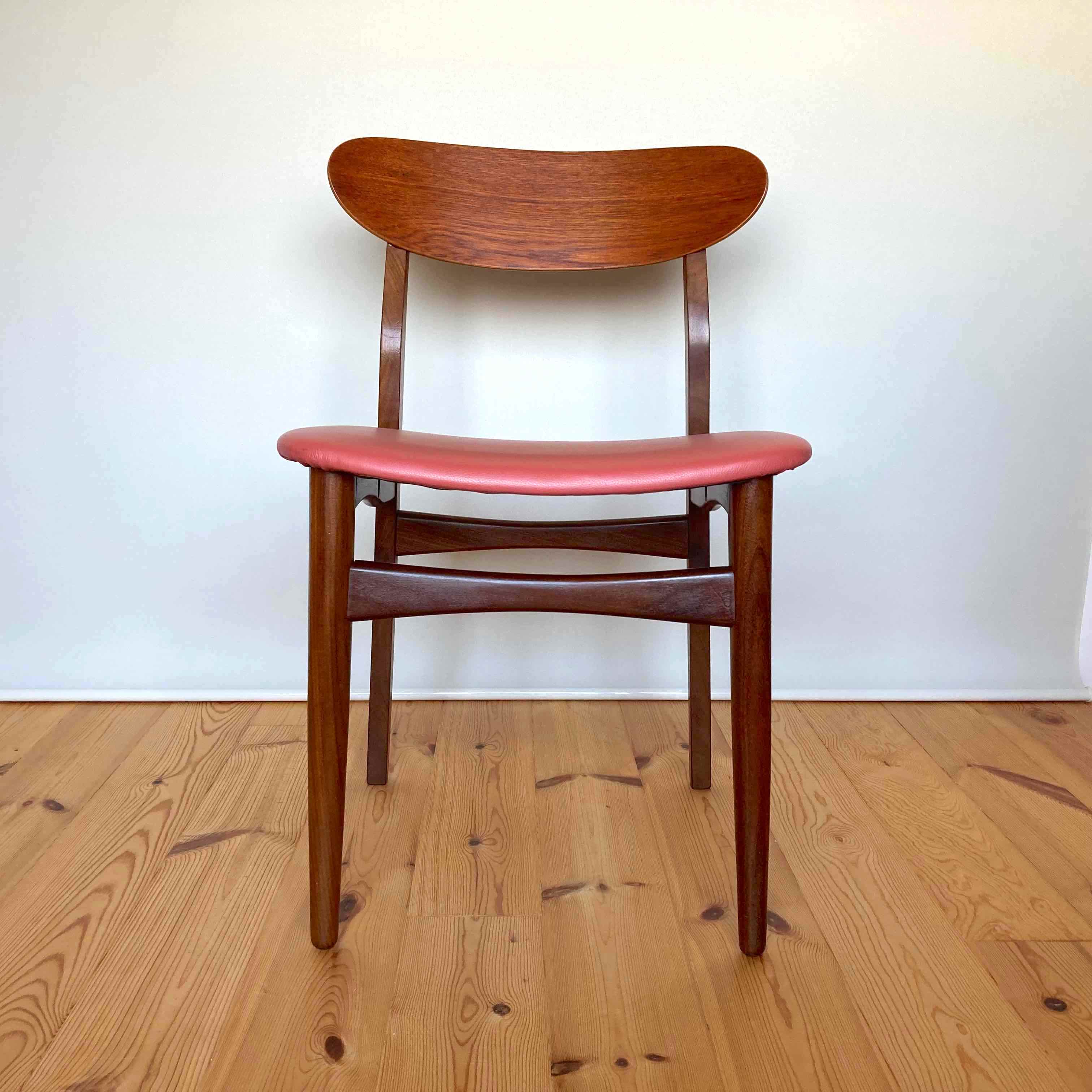 Denmark vintage dining chairの画像