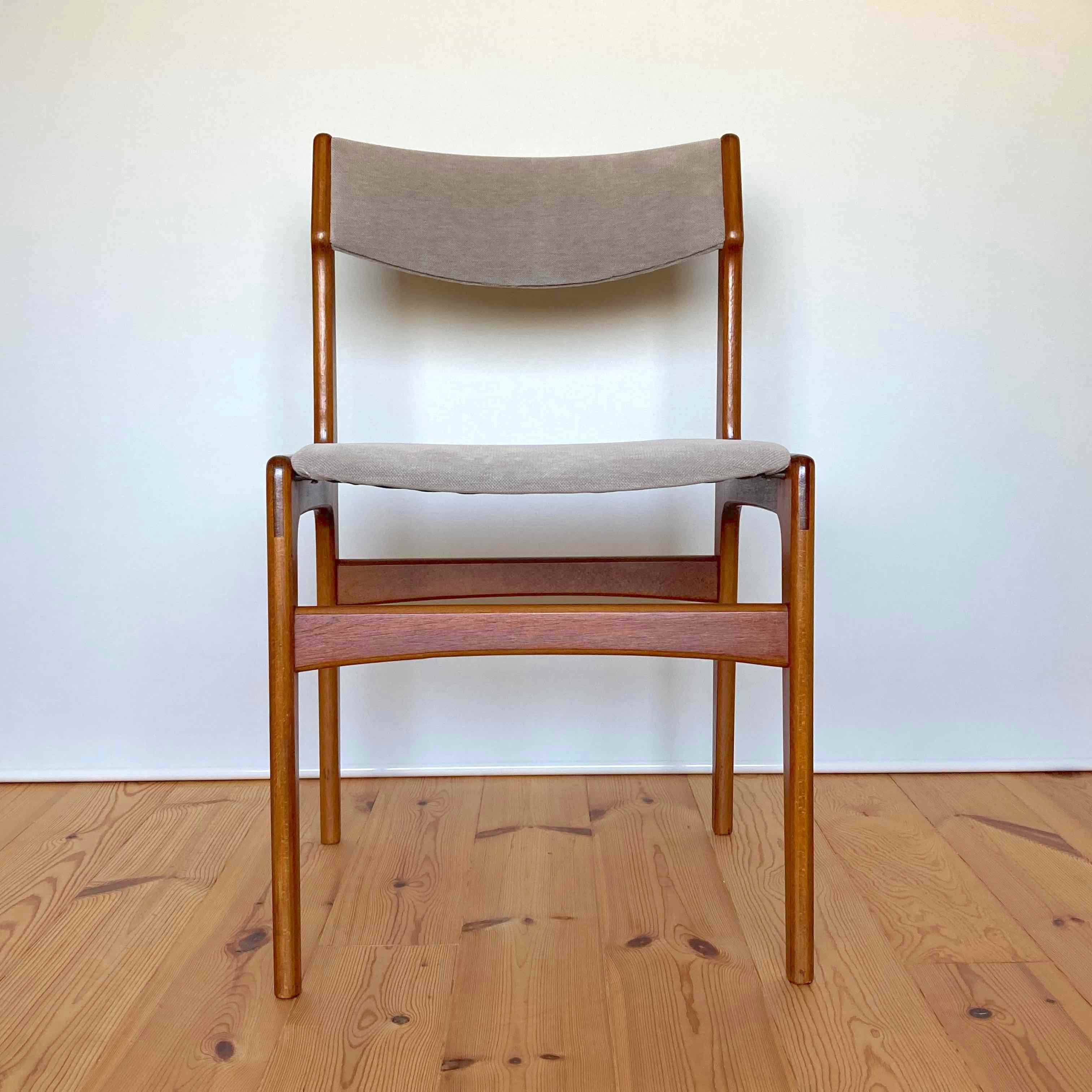 Denmark vintage dining chairの画像