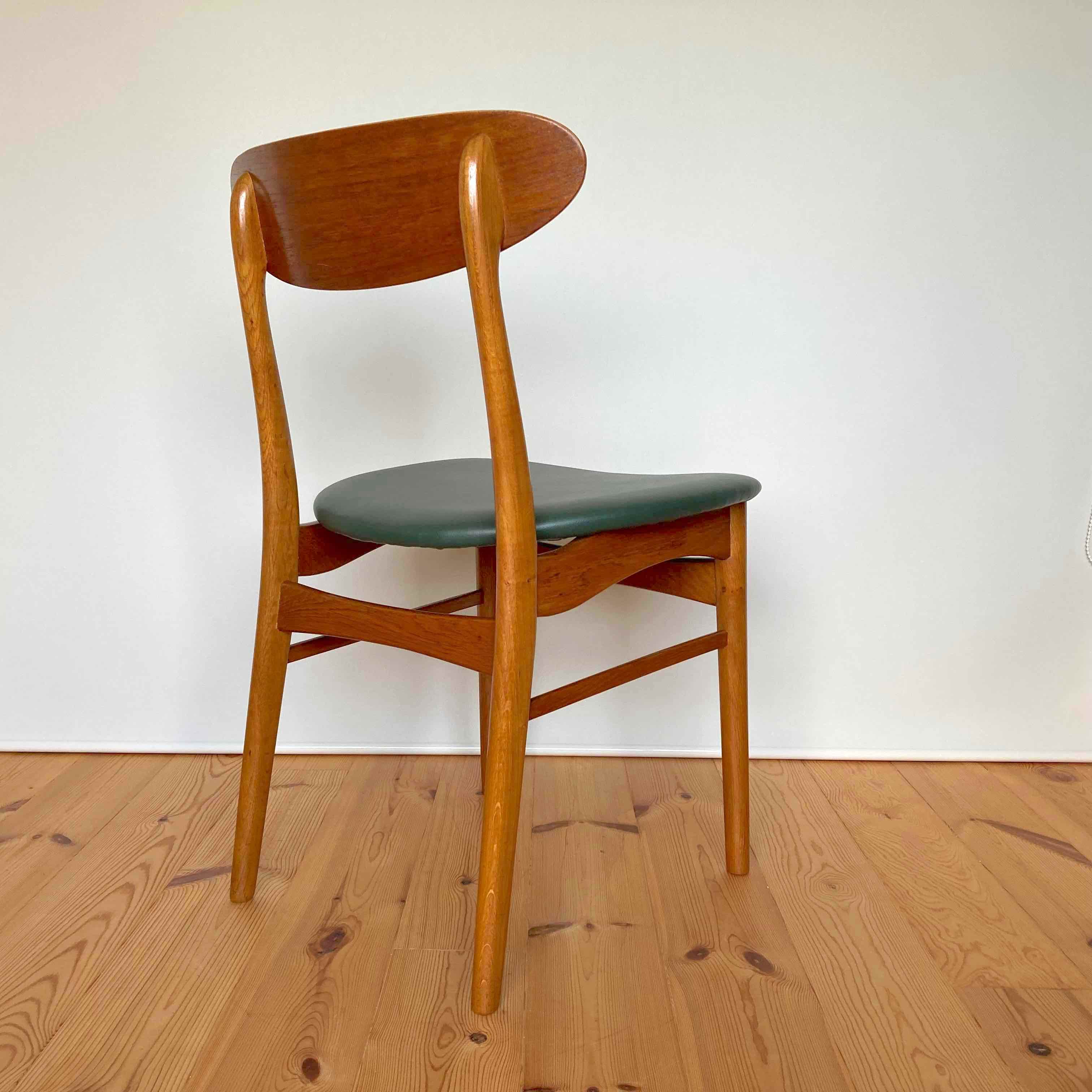 Denmark vintage dining chairの画像