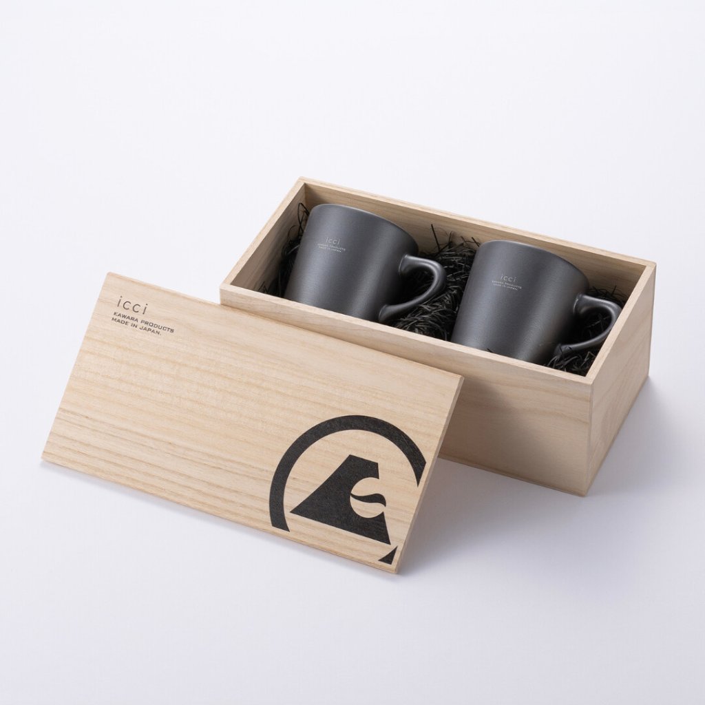 Gift：kawara pair of mugs M / 瓦のマグカップ M ペアセット（ギフトBOX入）の画像