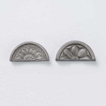 kawara kodai hashioki (asuka・lotus) / 軒瓦の紋様箸置き 2個セットの画像