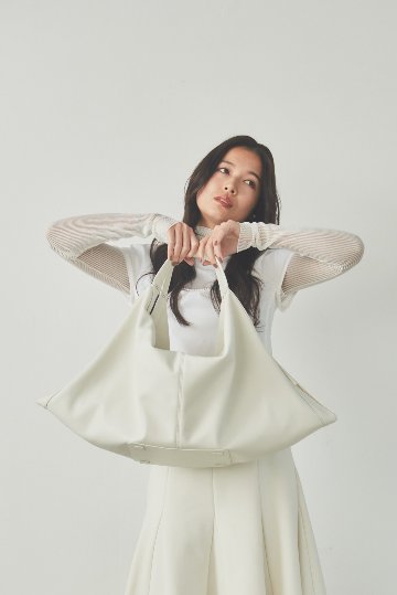 Vivace grande vegan offwhiteの画像